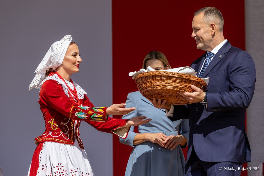 047_Para_Prezydencka_Dozynki_Tryncza_20260913_MWB21960.jpg