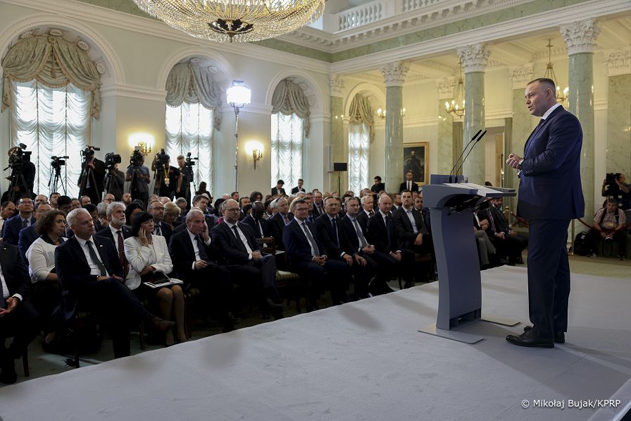 12_Karol_Nawrocki_polscy_zagraniczni_przedsiebiorcy_Region_Trojmorza_20260914_MWB17304.jpg