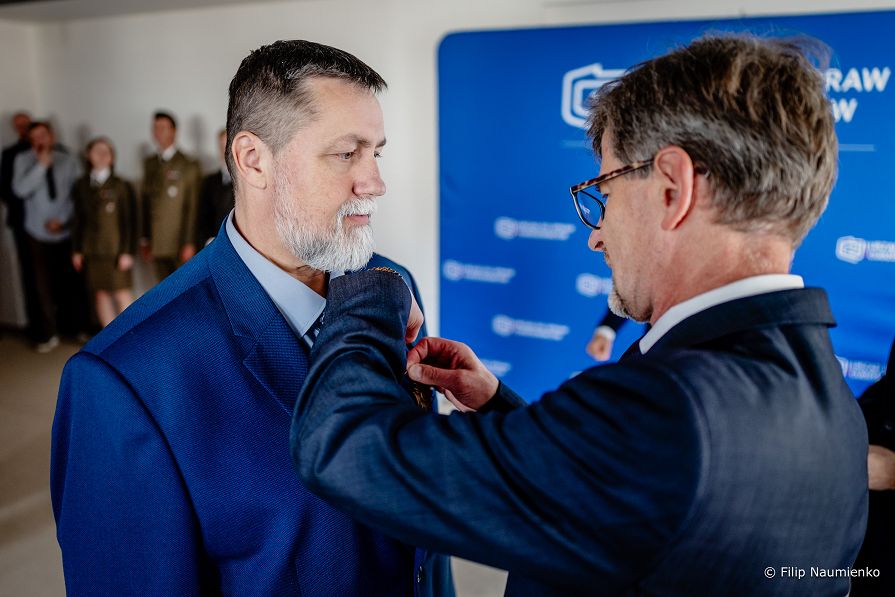 001_Doradca_Dariusz_Dudek_odznaczenia_20260911_260911nau007.jpg