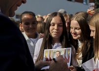 28_Karol_Nawrocki_nadanie_Centrum_Kultury_imienia_Sierzanta_Sztobowego_MIchaela_Ollisa_20260916_PK1_0733-1.jpg