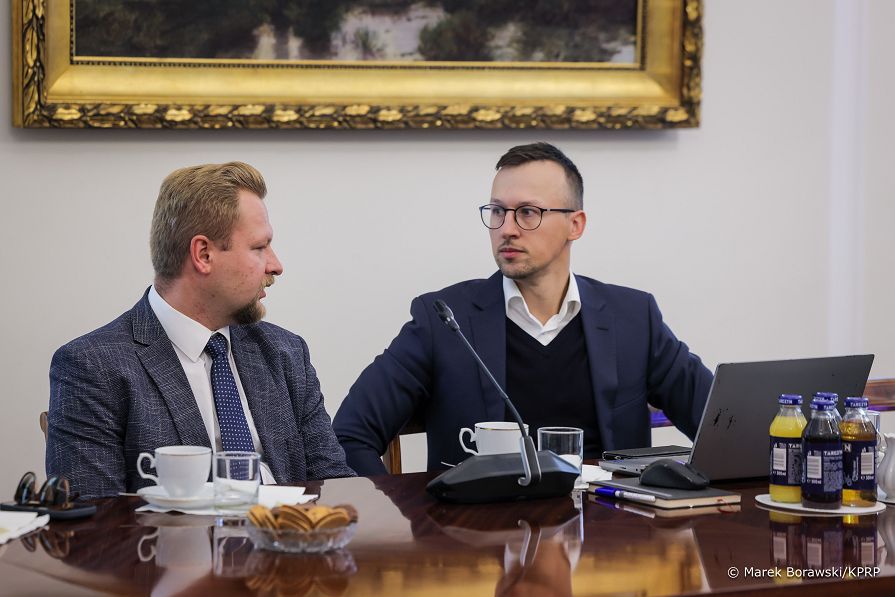 002_Minister_Karol_Rabenda_Rada_Energii_i_Zasobow_Naturalnych_20260916_MB2_3779.jpg