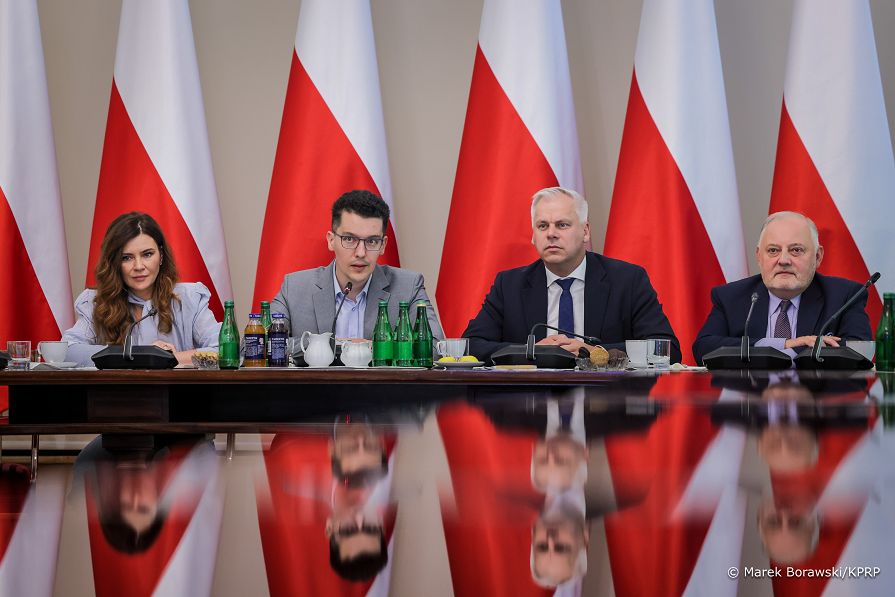 008_Minister_Karol_Rabenda_Rada_Energii_i_Zasobow_Naturalnych_20260916_MB2_3883.jpg
