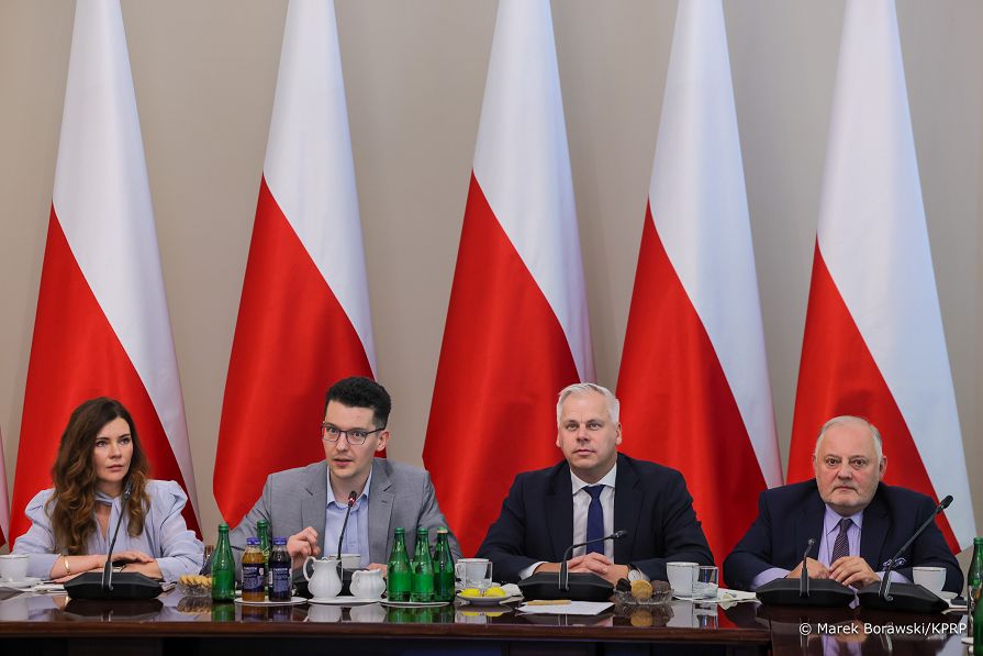 007_Minister_Karol_Rabenda_Rada_Energii_i_Zasobow_Naturalnych_20260916_MB2_3842.jpg