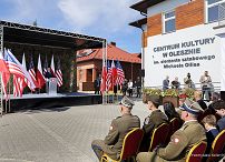 16_Karol_Nawrocki_nadanie_Centrum_Kultury_imienia_Sierzanta_Sztobowego_MIchaela_Ollisa_20260916_PK1_0234.jpg