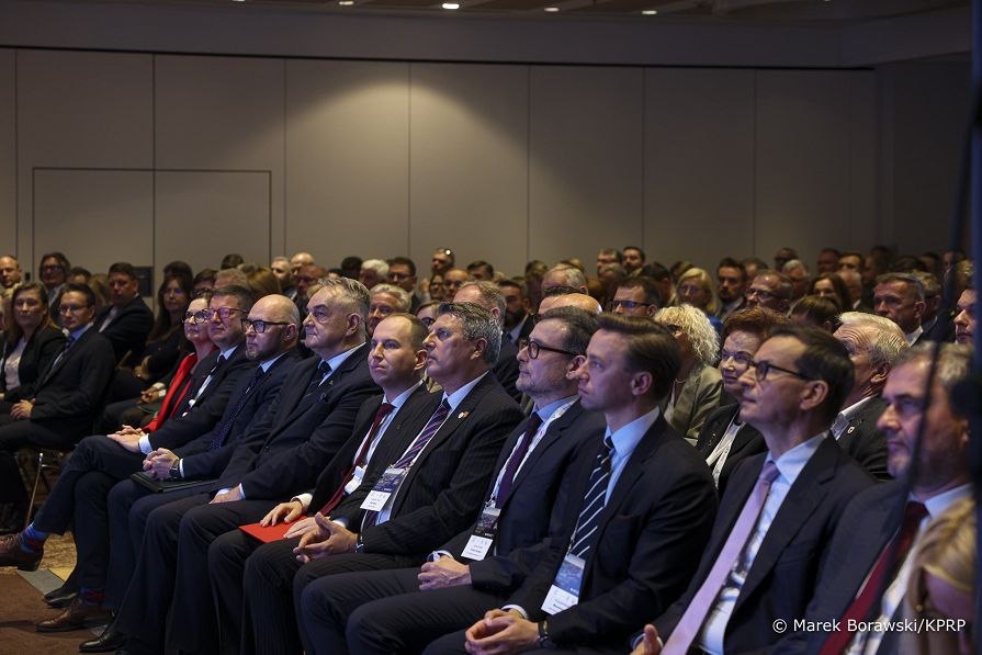 01_Adam_Andruszkiewicz_6_Forum_Miasteczek_Polskich_20260916_MB1_3043.jpg