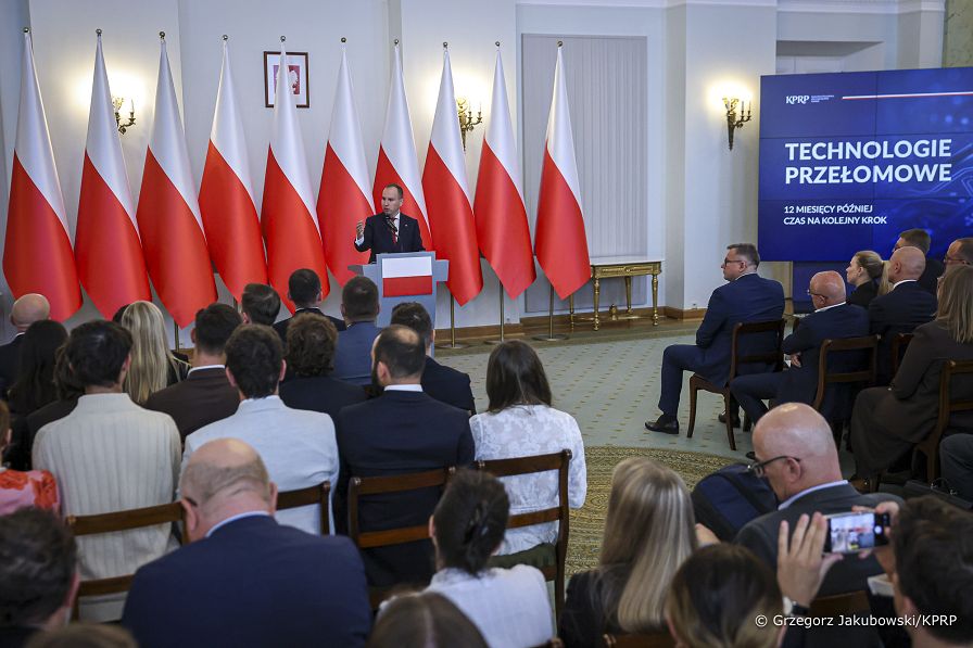 07_Pawel_Szefernaker_Adam_Andruszkiewicz_konferencja_Technologie_Przelomowe_20260916_GJB_9407.jpg