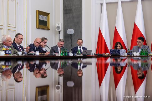 006_Minister_Karol_Rabenda_Rada_Energii_i_Zasobow_Naturalnych_20260916_MB1_3210.jpg