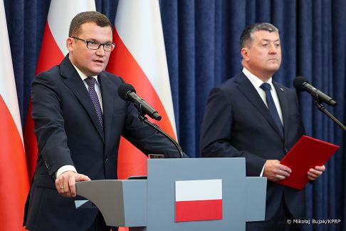 004_Minister_Pawel_Szefernaker_konferencja_20260917_MWB24282.jpg