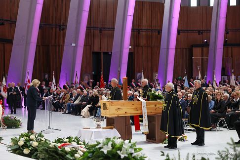 006_Minister_Agnieszka_Jedrzak_uroczystosci_pogrzebowe_ks_Lukasza_Malkowskiego_20260917_PK1_1406.jpg