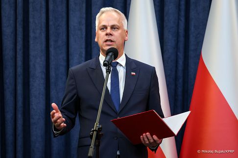 005_Minister_Pawel_Szefernaker_konferencja_20260917_MWB24590.jpg