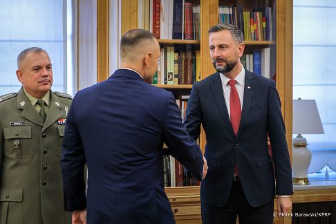 001_Prezydent_Karol_Nawrocki_spotkanie_Minister_Obrony_Narodowej_Wladyslaw_Kosiniak_Kamysz_20260918_MB2_4262.jpg