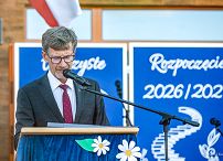 005_Doradca_Dariusz_Dudek_nadanie_imienia_siostry_Anieli_Siwy_szkole_podstawowej_Wolka_Grodziska_20260902_44.jpg