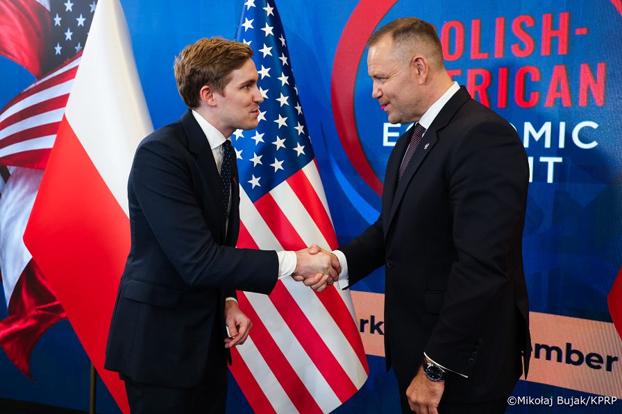 042_A_Prezydent Karol Nawrocki_Ceremonia wręczenia odznaczeń państwowych w Instytucie Pileckiego_22-09-2026_MWB15542.jpg.JPG
