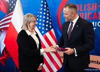 040_A_Prezydent Karol Nawrocki_Ceremonia wręczenia odznaczeń państwowych w Instytucie Pileckiego_22-09-2026_MWB15488.jpg.JPG