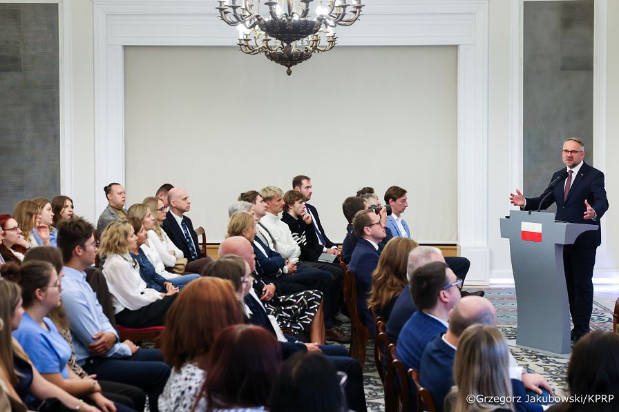 010_Minister Mateusz Kotecki_Seminarium w Dniu Pamięci Ofiar Zagłady z Zaburzeniami Psychicznymi_22-09-2026_GJB_1590.jpg.JPG