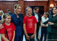 029_Pierwsza Dama Marta Nawrocka_USA_Garfield_Wizyta w szkolePolskiej_AS1_0847.jpg.JPG