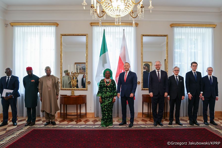 005_Prezydent Karol Nawrocki_Listy uwierzytelniające_Chioma Proscilla Ohakim_Ambasador Federalnej Republiki Nigerii_28-09-2026_GJB_2758.jpg.JPG