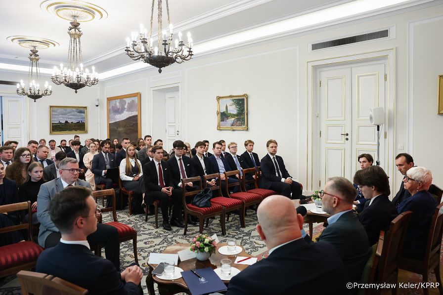 007_VII Posiedzenie Rady Młodzieży przy Prezydencie RP_30-09-2026_PK1_8902.jpg.JPG