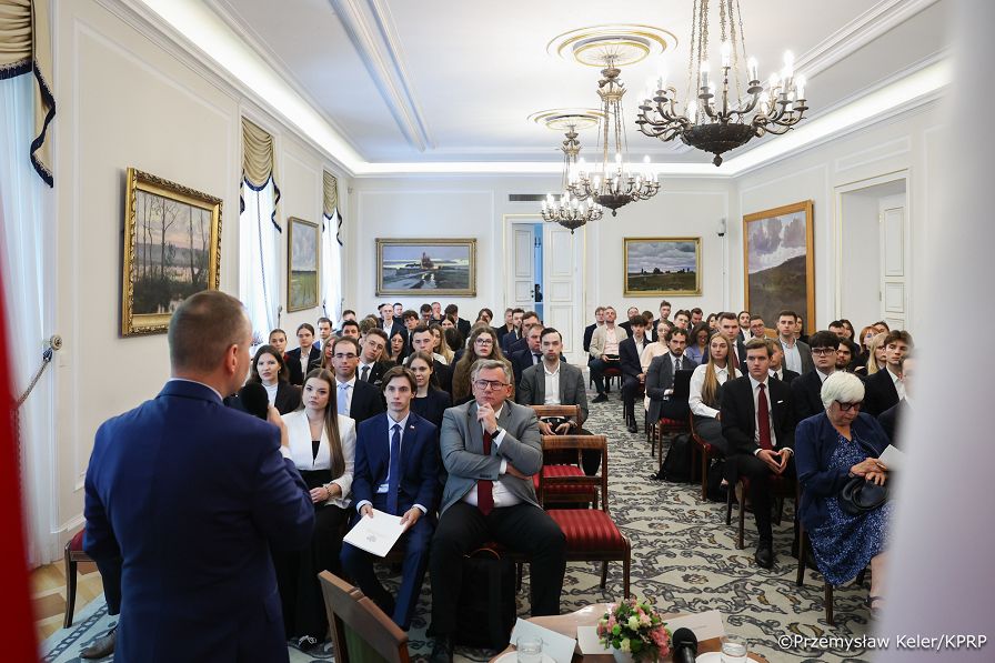 002_VII Posiedzenie Rady Młodzieży przy Prezydencie RP_30-09-2026_PK1_8733.jpg.JPG