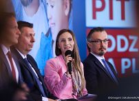 013_Konferencja wokół rozwiązań podatkowych dla rodzin_04-09-2026_GJB_3764.jpg.JPG