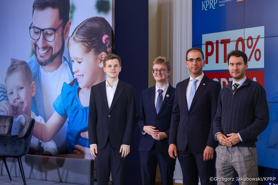 025_Konferencja wokół rozwiązań podatkowych dla rodzin_04-09-2026_GJB_4287.jpg.JPG