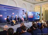 011_Konferencja wokół rozwiązań podatkowych dla rodzin_04-09-2026_GJA_5359.jpg.JPG