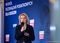 008_Konferencja wokół rozwiązań podatkowych dla rodzin_04-09-2026_GJB_3528.jpg.JPG