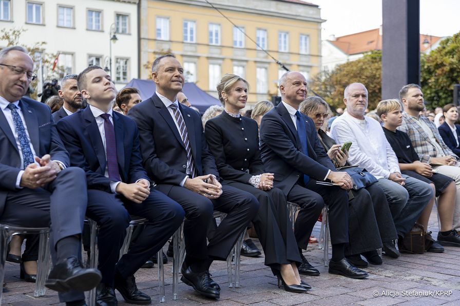 01_Karol_Marta_Nawroccy_Narodowe_Czytanie_Dziady_A_Mickiewicz_20260905_AS218591.jpg