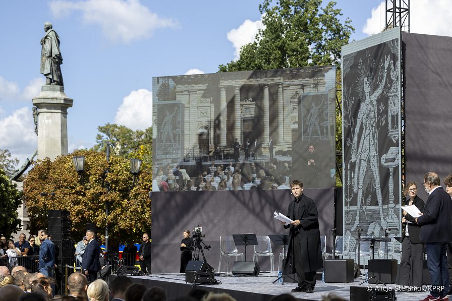 22_Karol_Marta_Nawroccy_Narodowe_Czytanie_Dziady_A_Mickiewicz_20260905_AS1_6315.jpg